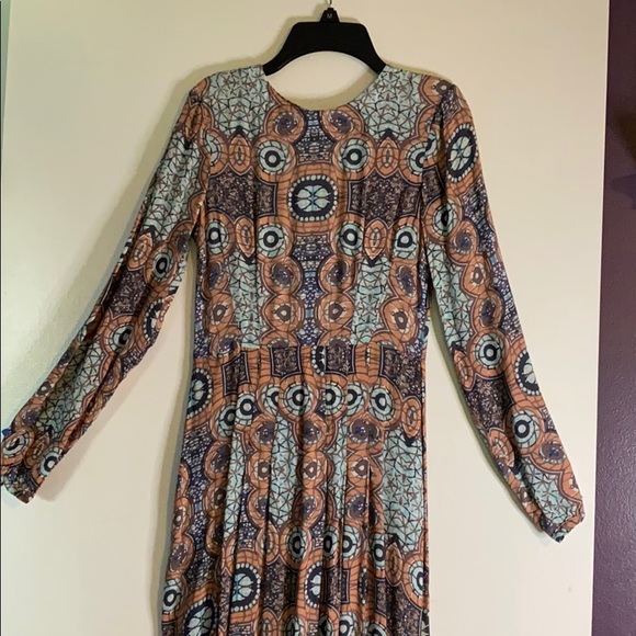 Long sleeve dress - Picture 3 of 3